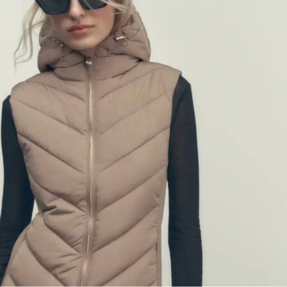 Zara Fitted Taupe Puffer Vest with Hood
